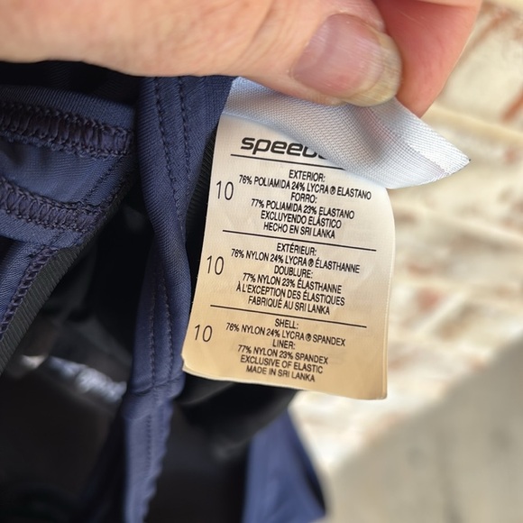 Speedo Women's Dark Blue One Piece Swimsuit - Picture 9 of 11